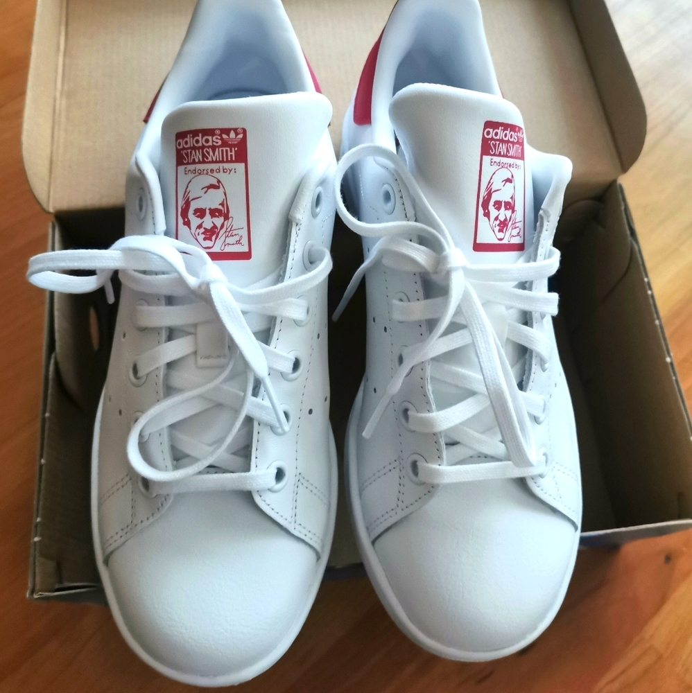 NWT*Adidas Stan Smith